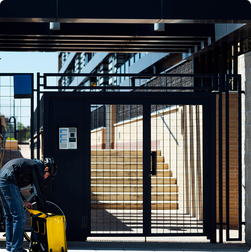 Öffnungssysteme für Schiebetore und Schranken