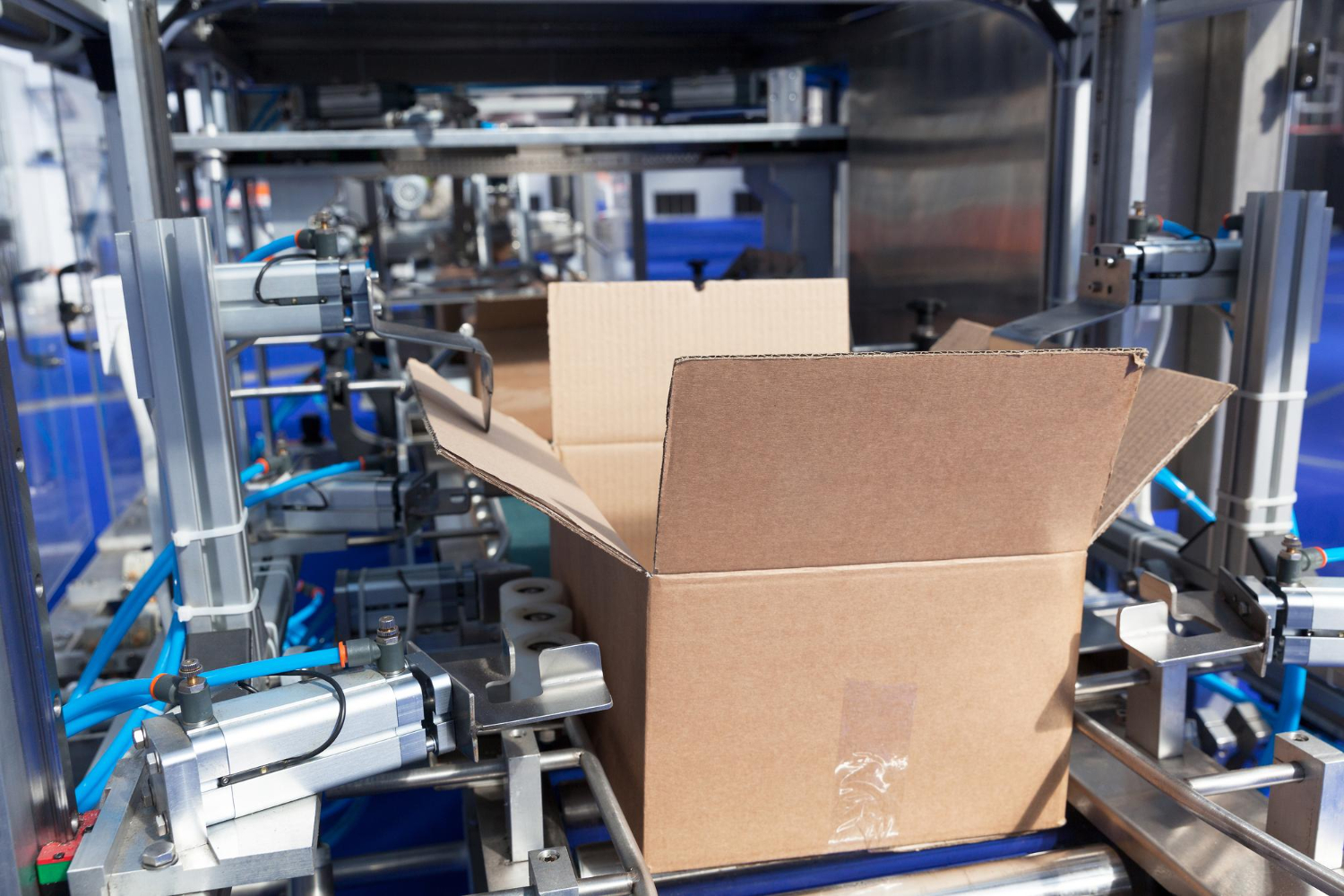 Motoren für Maschinen zum Verpacken und Versiegeln von Lebensmitteln und Industrieprodukten